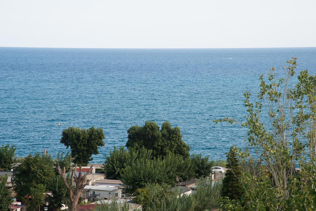 סן פול דה מר Apartment Beach Front Sant Pol מראה חיצוני תמונה